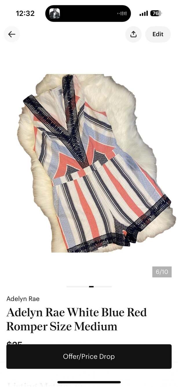 Adelyn Rae Striped Chevron Romper Size Medium - Picture 6 of 10
